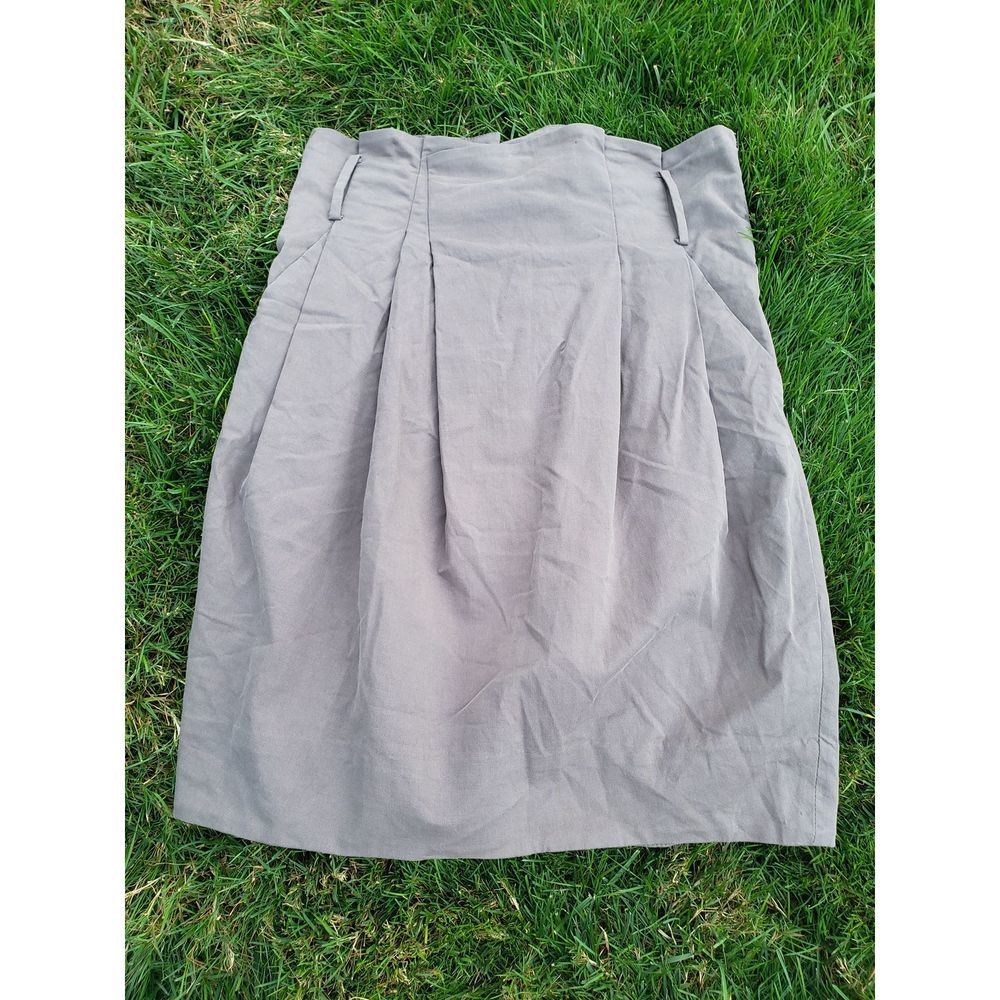 Talula Babaton Pleaded Skirt Size 4